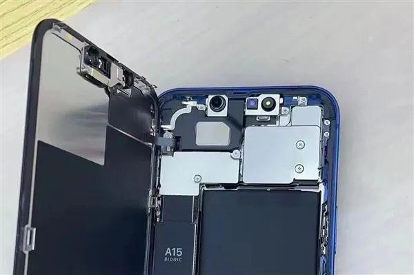 别急着买iPhone 13？苹果14曝光：没刘海，更便宜