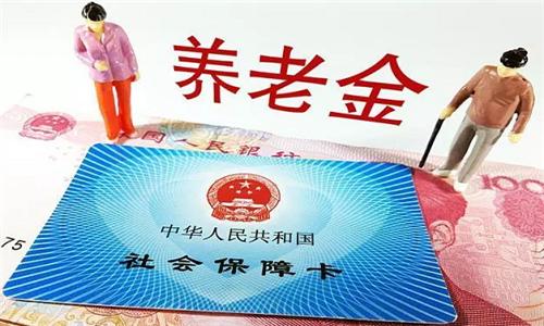 农民朋友要“偷着乐”了？农村社保迎来4个变化，全部都是好消息