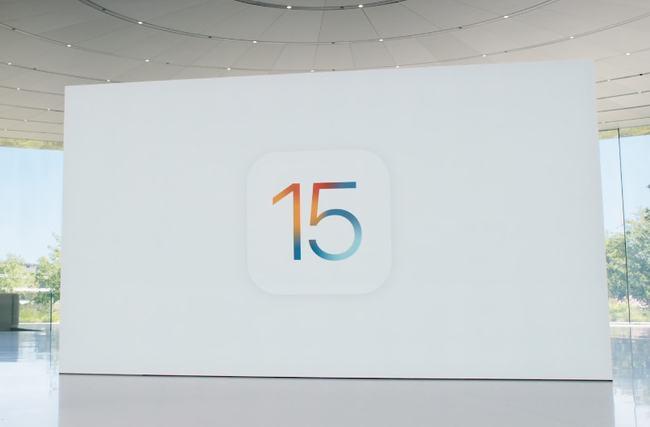 iOS 15关了又开，买iPhone 13还送耳机？