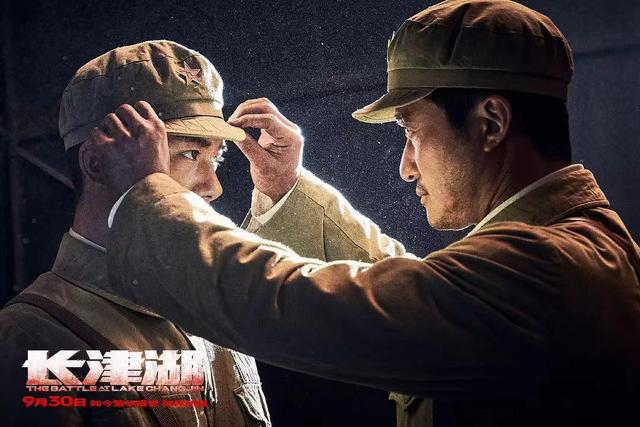 《长津湖》：上映两天票房破6亿，打破11项影史纪录，拍摄很艰难