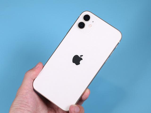 iPhone 14将迎来有史以来最大的升级，挖孔很别致？果粉很激动！