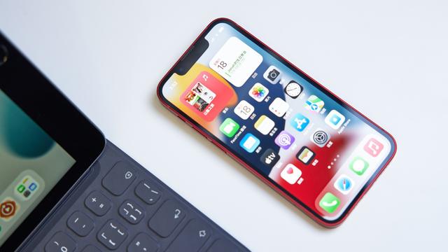 iPhone13的热销，或许只是一个假象