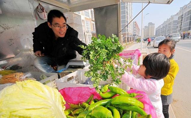 寻找弄丢的儿子五年，见到儿子后却迟迟不敢相认