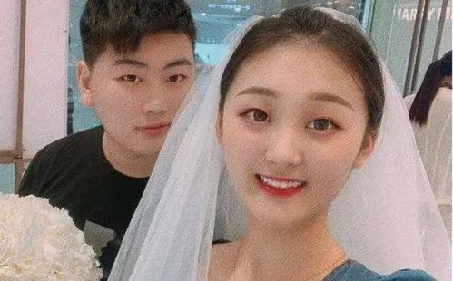 陈亚楠和朱小伟离婚：利己主义思想下的婚姻，大多逃不过这个结局