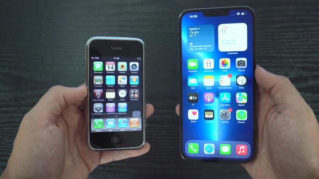 初代iPhone和iPhone13ProMax过过招：乔布斯和库克谁的理念更好