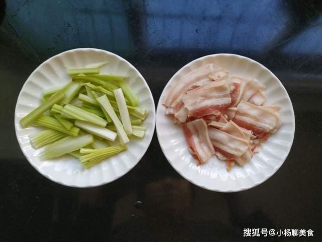 干煸杏鲍菇千万别忽略这一步，焦香鲜嫩，比饭店做得还美味