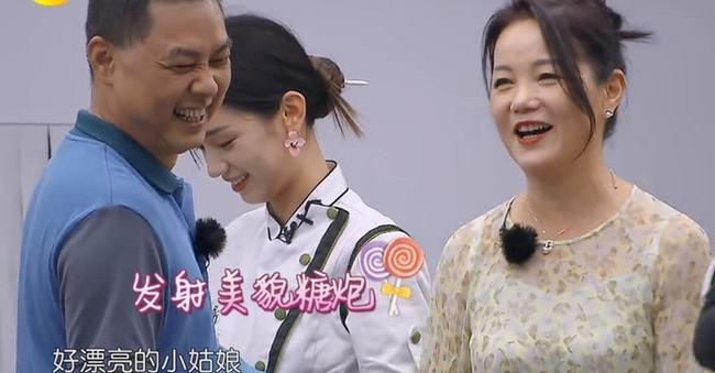 黄晓明耍心眼，丁真动机不纯，《中餐厅》收官只靠周也才勉强挽尊