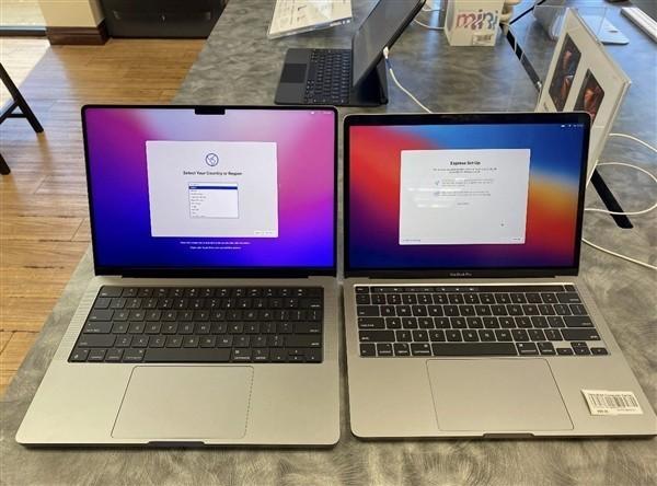 苹果新MacBook Pro真机实拍：刘海屏挺好看