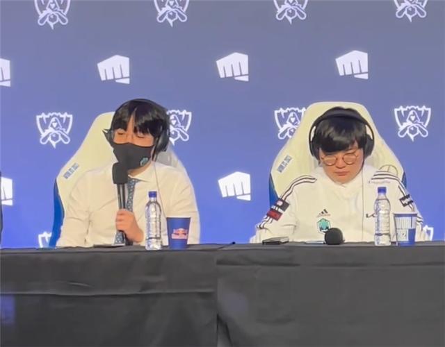 |SKT老友四强一决胜负，kkoma：他比我更不容易，faker：我俩不联系