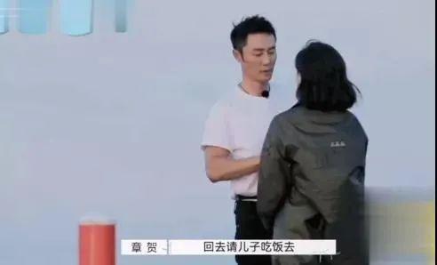 首次官宣离婚！全网恭喜她：19年了，终于不用再装恩爱了