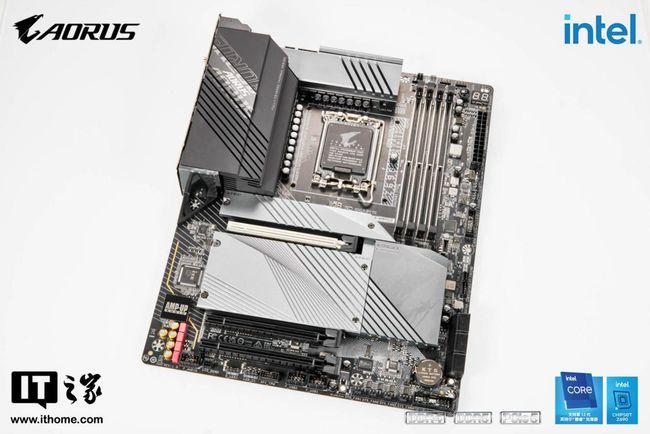 技嘉小雕 PRO Z690 新板来袭，首发价 2999 元