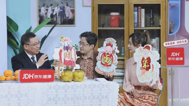 秋冬易胖怎么办？今日21:00《我是大医生》教您在家制作“刮油减脂丸”