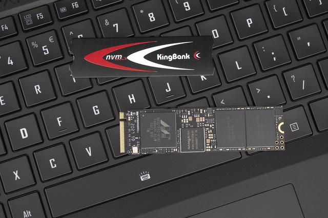 游戏本升级之选，性价比nvme M.2固态硬盘代表，金百达K230 pro