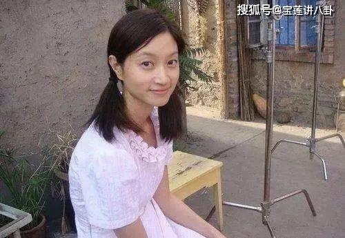 出道15年不温不火，淡出娱乐圈后成就丈夫，如今比谁都美