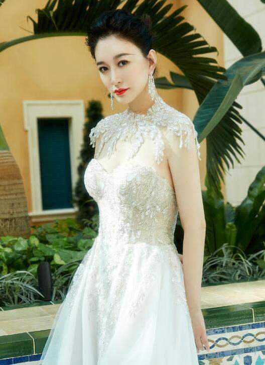 自带滤镜的女星，我只服这4位！长相不算美艳，但拍照就是很上镜