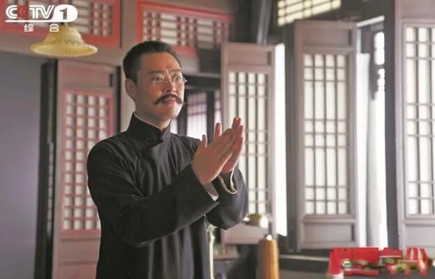 32届华鼎奖神仙打架：黄轩“杠”上于和伟，孙俪再遇闫妮“糟心”