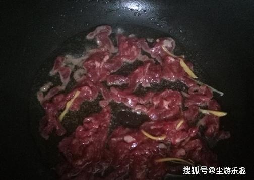 炒米粉时，不要直接下油锅，提前做好这2点，粉丝顺滑入味不粘锅