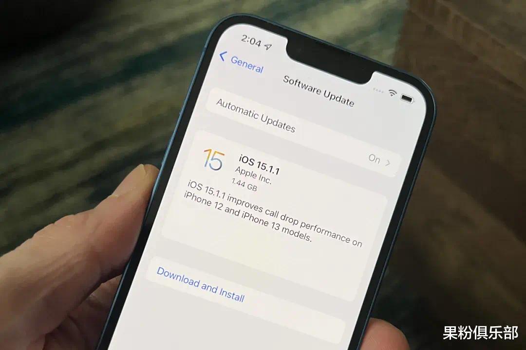 iOS 15.1.1 正式版发布，这些用户必升