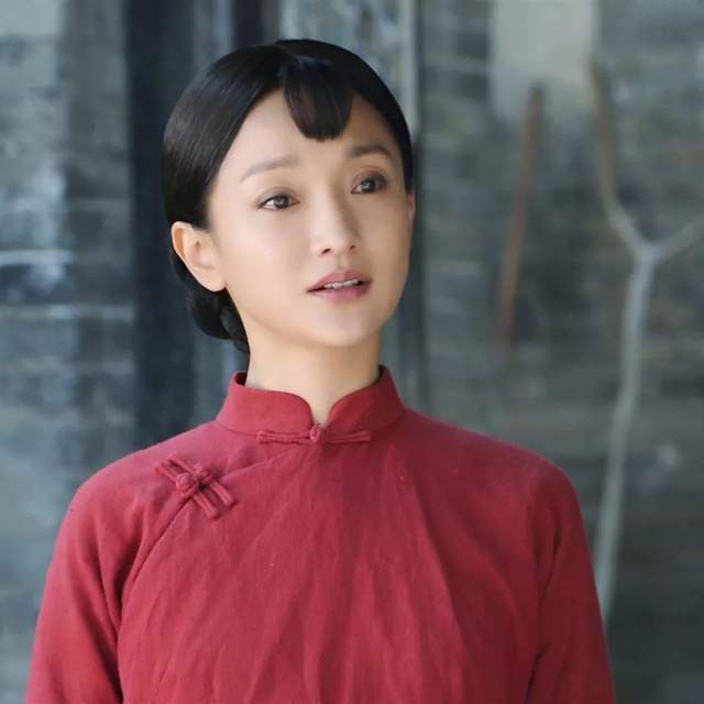 大满贯影后，金庸赞她水灵，高晓松夸她天才，中国女演员的天花板