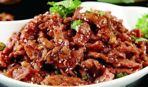 美食推荐：茄汁杏鲍菇、辣孜然羊肉、脆皮茄汁水豆腐、蛋包肉