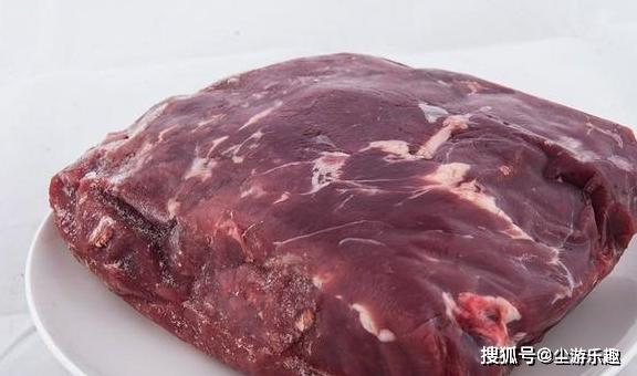 假牛肉制造曝光，外表根本看不出来，看完瑟瑟发抖，长知识了