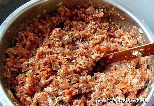 冬天用它包饺子，虽然有些贵，但营养元素丰富，常吃增强抵抗力