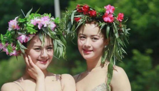 26年前，山东农民娶回一个白人女孩，生的双胞胎女儿都进了娱乐圈