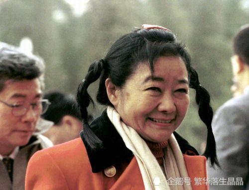 王廷歆把百亿家产留给儿子，晚年住养老院和儿媳争家产