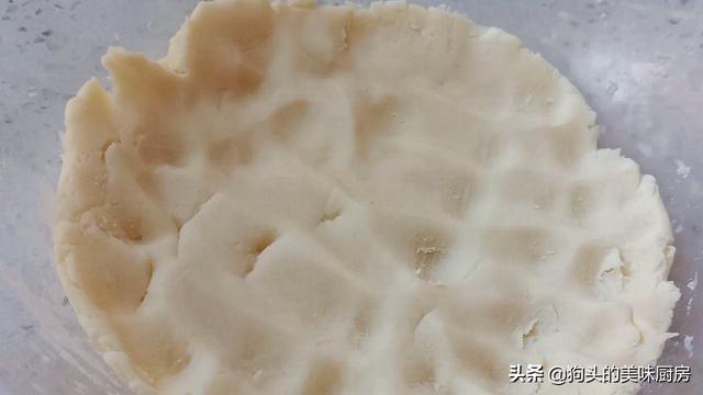 红豆酥饼的懒人做法，外面20块钱一斤，在家做成本不到5元，真香