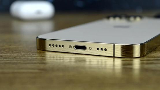 iPhone 14可能最终会放弃 Lightning，将使用USB-C 充电