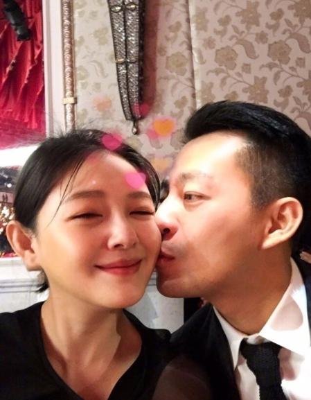 大S与汪小菲十年婚姻结束，经纪人曝她状态：心情还可以