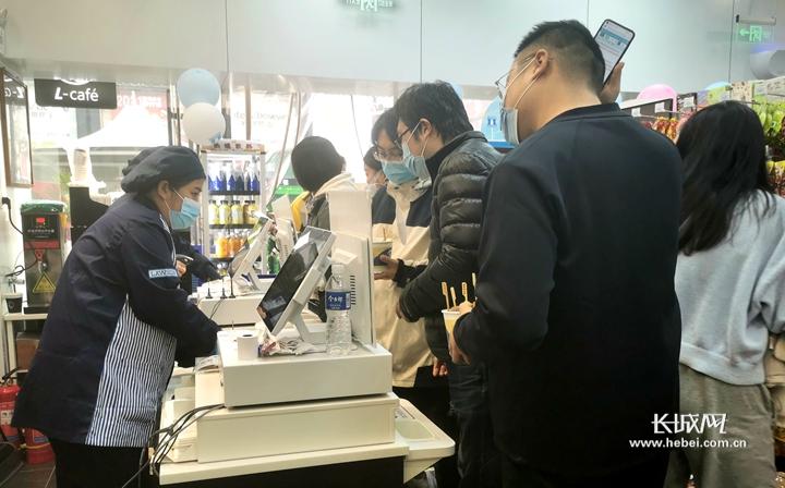 消费新热点|3个月8家店 罗森便利店激发消费新活力