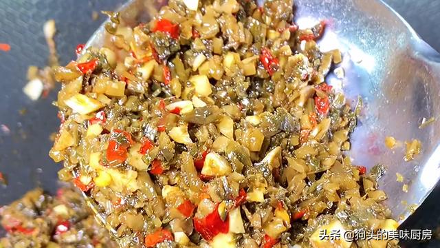 难怪饭店的扣肉那么好吃，原来技巧很简单，学会了给家人露一手