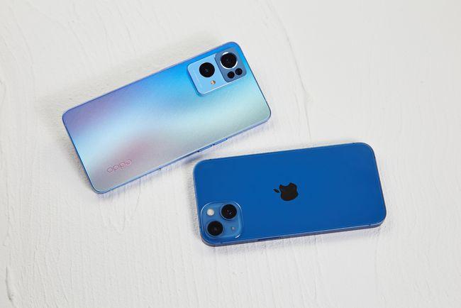 OPPO Reno7 Pro对比iPhone 13，谁才是直屏直边手机标杆？