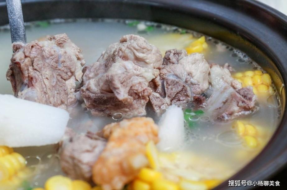 炖肉时，如果加这2种“香料”，不管什么肉，都会越炖腥味越重