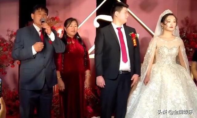 陈亚男正式否认与朱小伟离婚！我俩还是合法夫妻