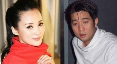 44岁蒋勤勤近况曝光，与知名导演相恋5年，如今结婚生俩子超幸福