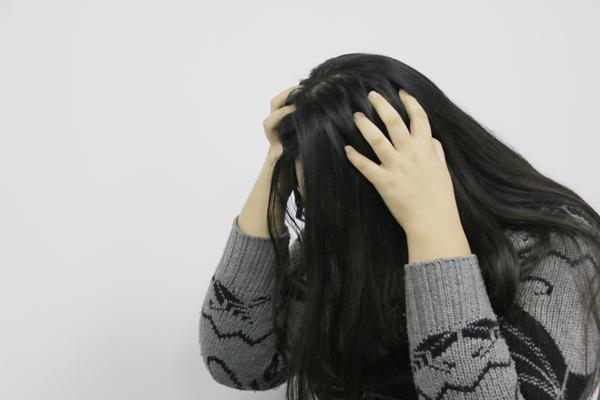 39岁女子得宫颈癌，隐瞒子女，遭社会争议，孩子到底该不该知情？