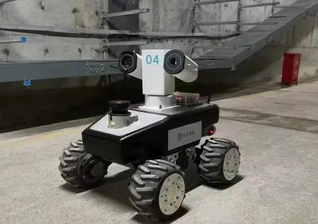 全国首例！四川天府新区地下综合管廊用上了智能巡检机器人