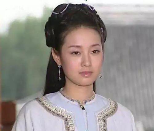 马伊琍最美古装造型，不是大明湖畔夏紫薇，而是17年前这位才女