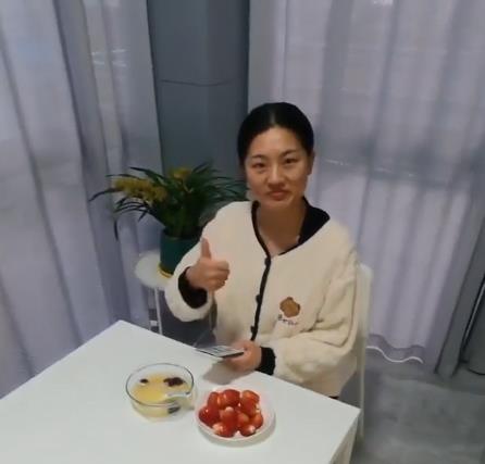 江苏女子在家坐月子，丈夫网上学食谱变花样做营养餐：为她变厨子