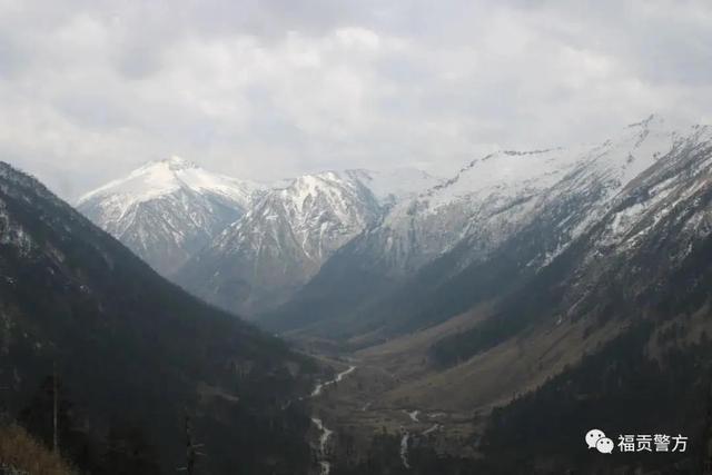 戍边随笔：向阳而生 让青春尽情摇摆——记戍边民警的“风花雪月”