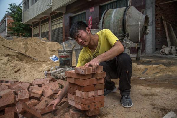 38岁农民工皮肤瘙痒，7天后肝癌去世，医生：身体2处发痒，趁早检查