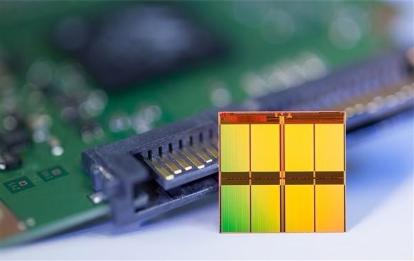 SSD迎1年来首次降价：1Tb只要240元