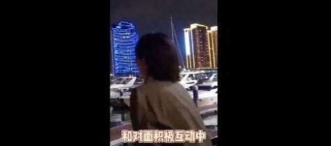 回忆杀！杨紫听到《家有儿女》BGM开心的手舞足蹈