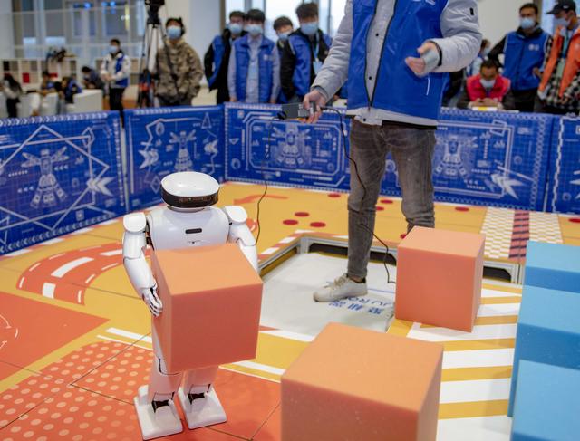 图片新闻｜第二十三届中国机器人及人工智能大赛在两江协同创新区开赛