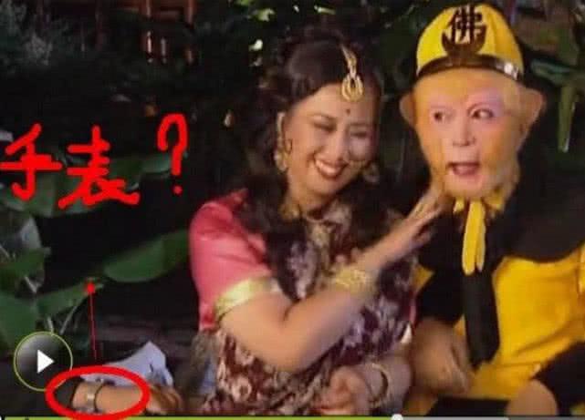 小孩子都能看出的穿帮镜头：张无忌我忍了，手榴弹打飞机就过分了