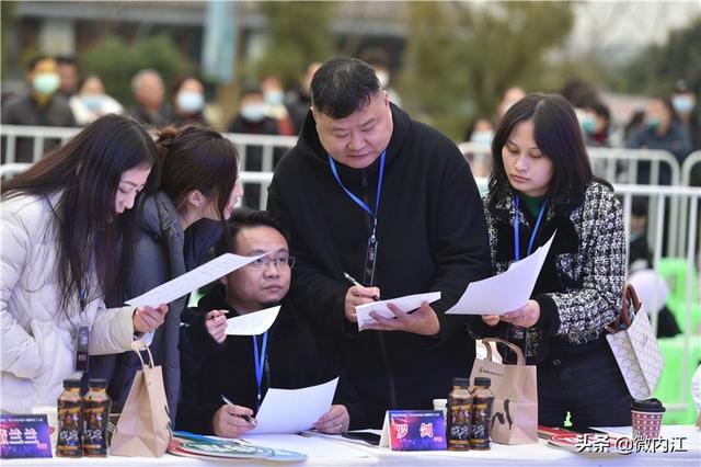 TA终于来了！内江市第二届声动甜城歌王大赛迎来首场海选