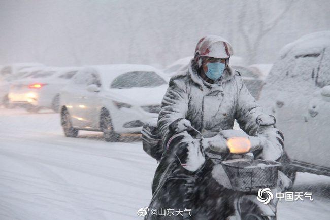 眼镜布可切香蕉、泼水能成冰……内蒙古零下29度 是啥体验？冷空气余威犹存 青岛19日开始回暖