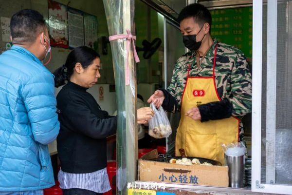 荆门风味｜三代人，一碗汤，家门口的这家店你吃过吗？